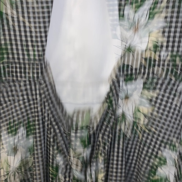 Lulu’s Open Back Mini Dress - Picture 4 of 7